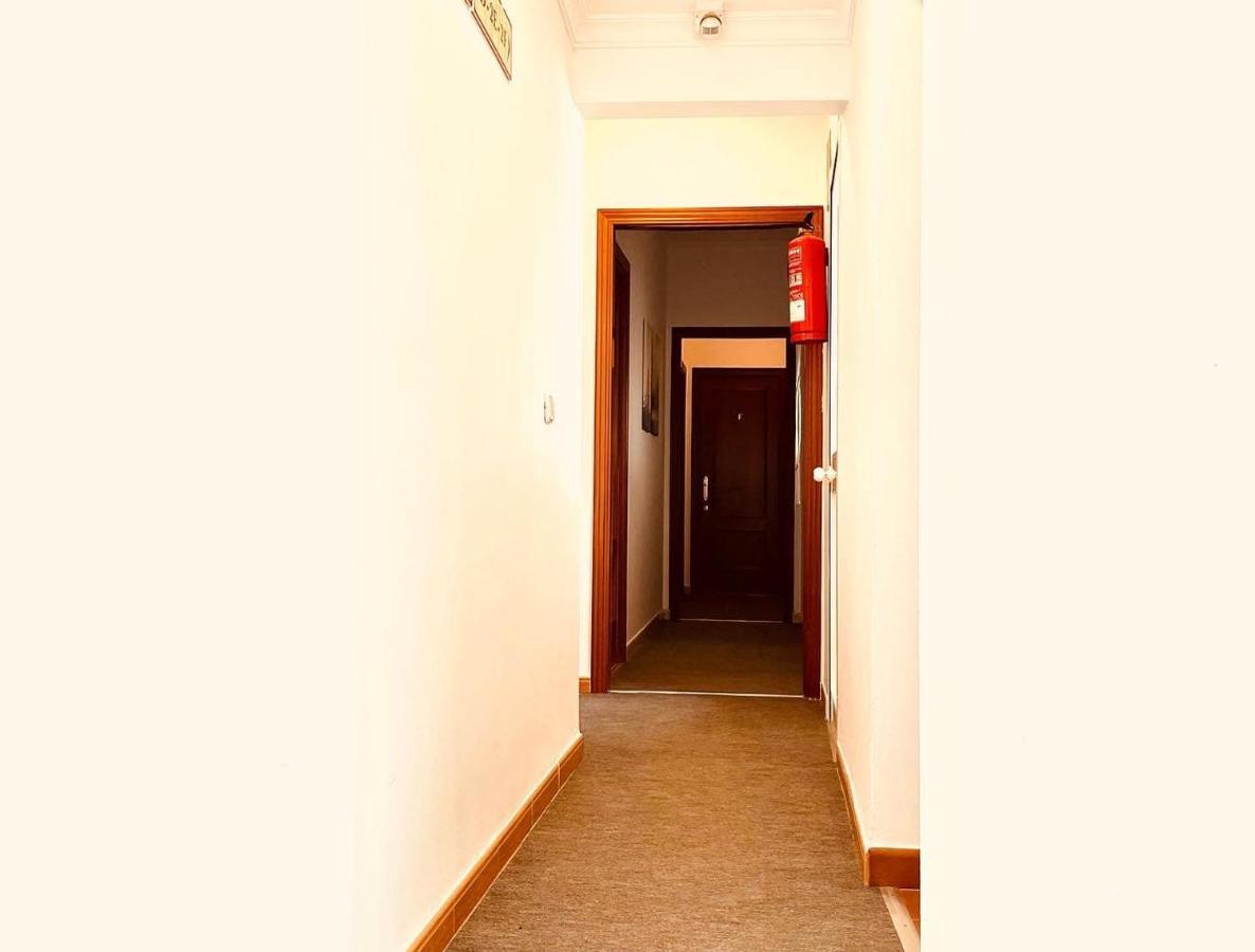 Novo Apartahotel & Restaurante Лас-Кабесас-де-Сан-Хуан Экстерьер фото